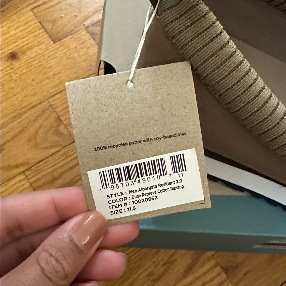 TOMS Men's Tan Slip-On Loafers - Picture 2 of 2